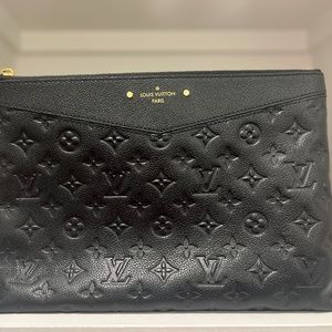 Louis Vuitton Daily Pouch